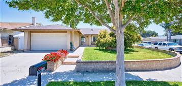 2012 N  Potter Ave, Simi Valley, CA 93065