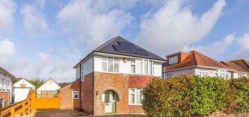 3 bed detached house for sale