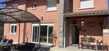 Vente maison 6 pièces 145 m²