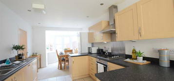 4 bedroom terraced house