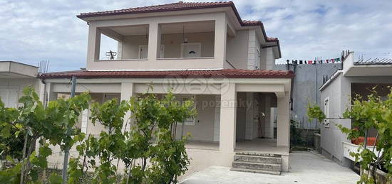 Prodej rodinného domu, 500 m2, Albánie, Vlora