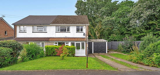 3 bed semi-detached house for sale