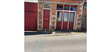 Flat to rent in Barrington Street, Tiverton EX16