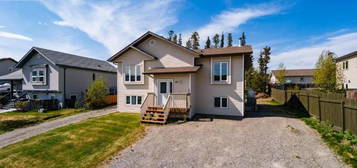 28 STOPE WAY, Whitehorse, Yukon 