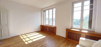 EXCLUSIVITE - entre VIENNE et PONT EVEQUE - APPARTEMENT DE TYPE 4 de 92m² stationnement privatif