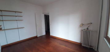 Appartement lumineux 45m2, Paris 19e