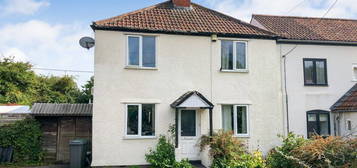 3 bed semi-detached house for sale