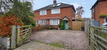 2 bedroom semi-detached house for sale