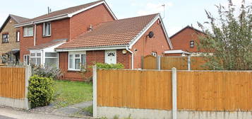 3 bed semi-detached bungalow to rent