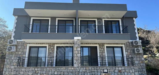 Marmaris Selimiye'de Deniz Manzaralı Eşyalı 2+1 Kiralık Daire