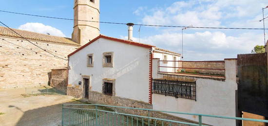 Casa adosada en venta en Cervera