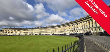 Flat to rent in Royal Crescent, Bath, Somerset BA1