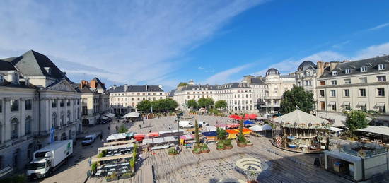 ORLEANS VUE PLACE DU MARTROI