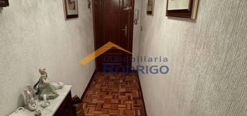 Piso en venta en Villafría - La Ventilla - Castañares