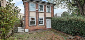 3 bed detached house for sale