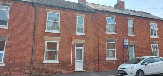 2 bedroom terraced house