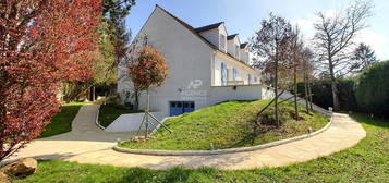 Maison  à vendre, 7 pièces, 5 chambres, 160 m²