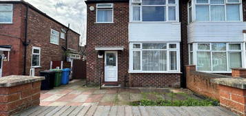 3 bedroom semi-detached house to rent