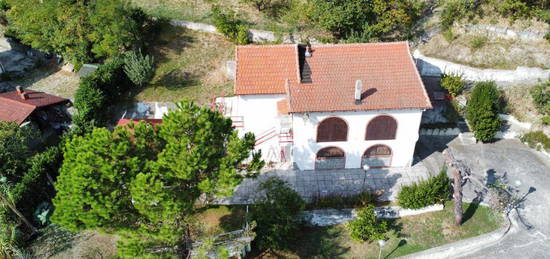 VILLA SINGOLA A PONZONE