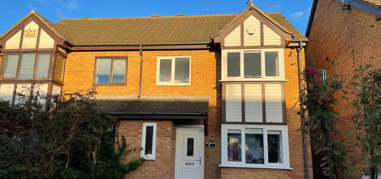 3 bedroom semi-detached house