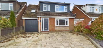 4 bedroom detached house to rent