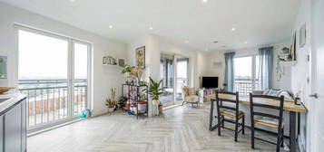 Flat for sale in Courthouse Way, London SW18