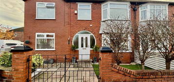 4 bedroom semi-detached house for sale