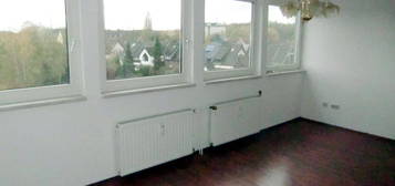 Helle 2 1/2 Raum Wohnung, ca. 80 qm, DG, Gladbeck- Brauck