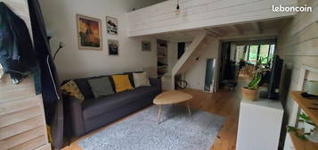 Location T1bis façon petit loft atypique