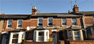 Terraced house to rent in Elm Park Road, Reading RG30