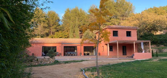 Villa moderne à la campagne proche de Cassis