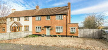 4 bedroom semi-detached house for sale