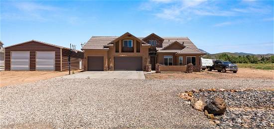 1398 N Canyon Trails Dr, Dammeron Valley, UT 84783