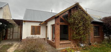 Alquiler De Casa 5 Ambientes, Esquel