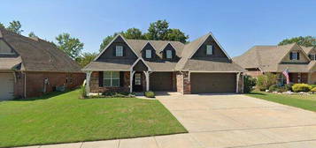 9004 E  140th St S, Bixby, OK 74008