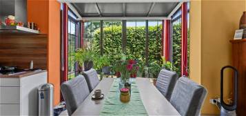 Freistehendes Einfamilienhaus mit großem Garten: Ideal für Familien und Naturliebhaber