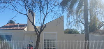 Alquiler Anual 1 Cuadra Colegio Ies Costanera