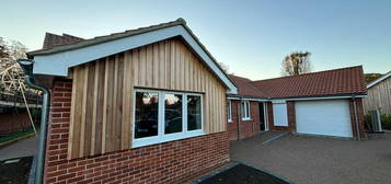 4 bedroom detached bungalow