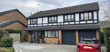 5 bedroom detached house for sale