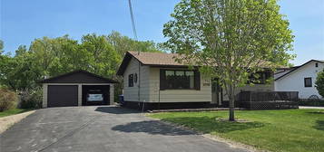299 9th AVENUE, Broadview, SK S0G 0K0