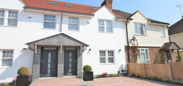 4 bedroom terraced house for sale