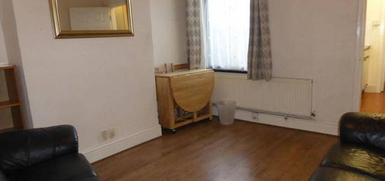 3 bedroom terraced house