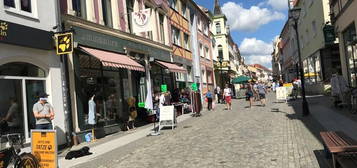 Attraktive 3-Raum-Wohnung in der Warener Innenstadt mit Dachterrasse