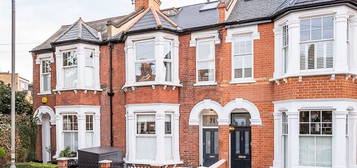 Terraced house to rent in Ormeley Road, London SW12