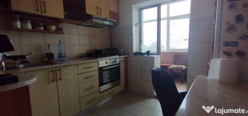 APARTAMENT 3 CAMERE, DECOMANDAT, ETAJ 4 DIN 5, CANTA, MOBILA