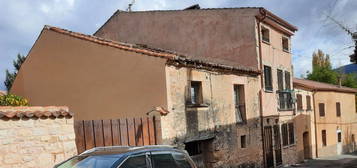 Casa de pueblo en venta en calle Angosta, 7