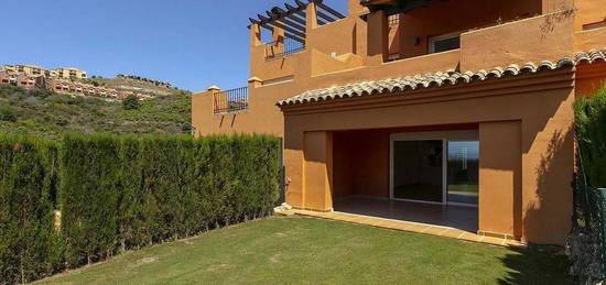 Casa en calle Felisa de Cortes en Benahavís