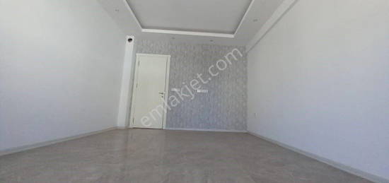 SADOLU EMLAK'TAN  EMKLER CNKAYA SALIK OCAI YAKININDA 3+1 130 m2 DARELER