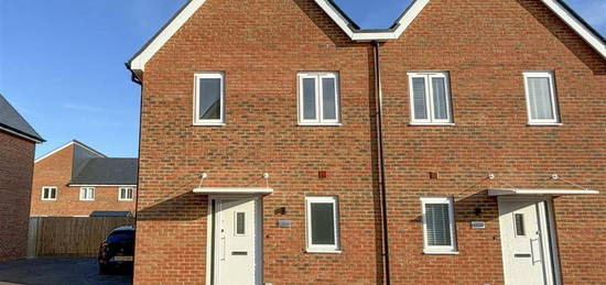 2 bedroom semi-detached house