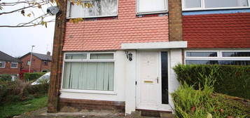 3 bedroom semi-detached house to rent